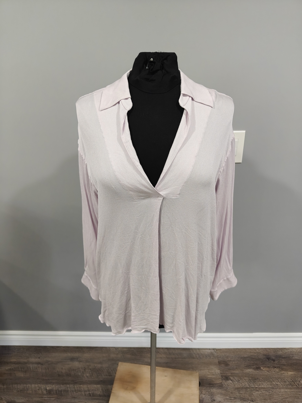 Chloe Light Pink V-Neck Long Sleeve Silk Blouse